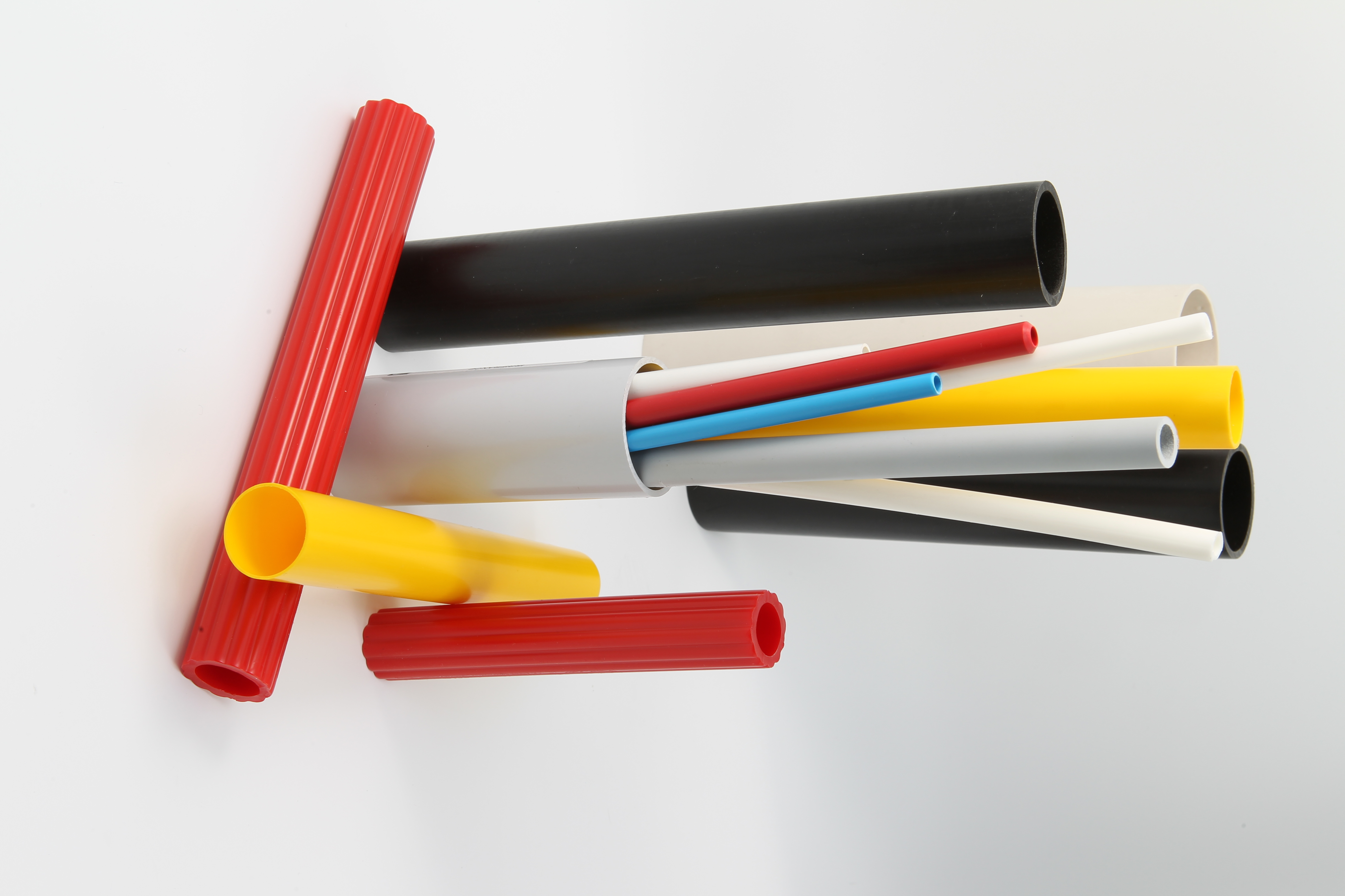 Plastil fabrique et distribue une large gamme de tubes plastiques Plastil fabrique et distribue une large gamme de tubes plastiques